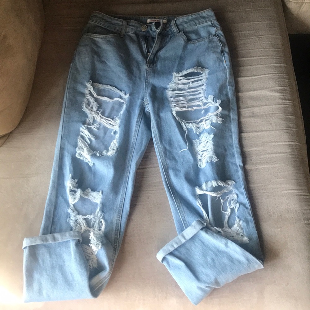 Distressed/ripped high waisted mom jeans